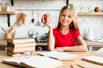 چگونه عادات روزانه ساده می‌توانند به موفقیت تحصیلی کمک کنند؟